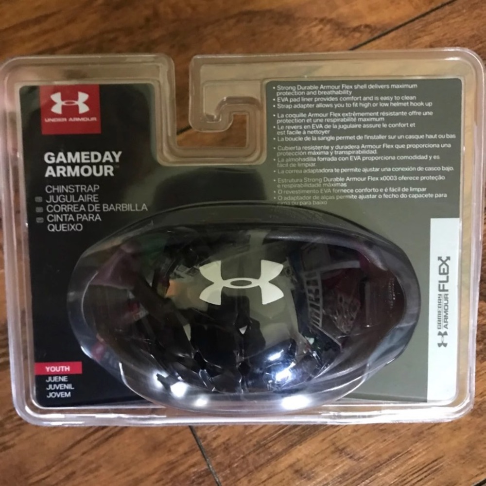 UNDER ARMOUR chinstrap(buy this get anything free)